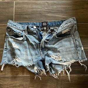 BDG by Urban Outfitters essential mid rise denim shorts